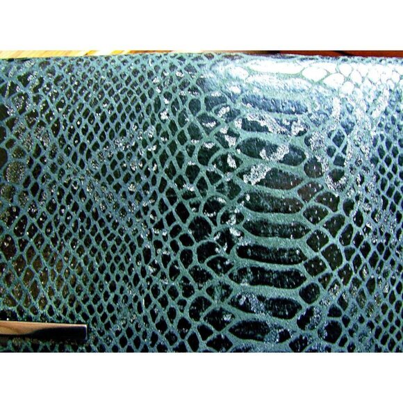 Kenneth Cole NY Full Zip Around Wallet Clutch Organizer Black Sliver Faux Snake - Picture 8 of 12